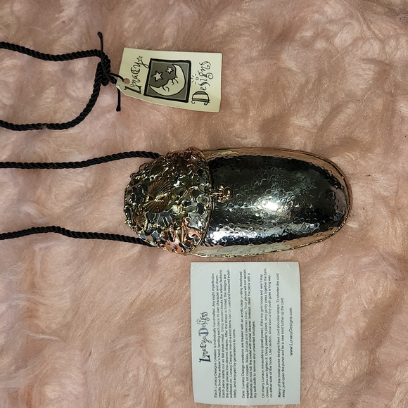 Lunacy Designs Metal Crossbody Glasses Holder Oblong Bag ~ New - Picture 1 of 8